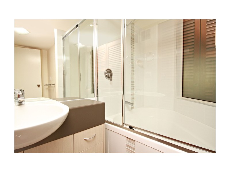 106/180 Alexandra Parade, Alexandra Headland QLD 4572