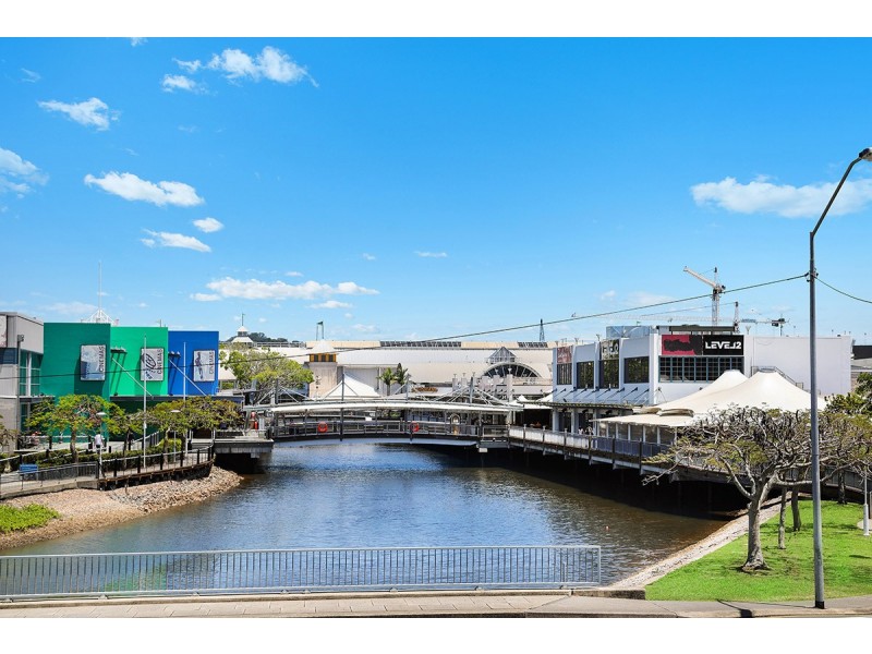 9 Mavarra Street, Maroochydore QLD 4558