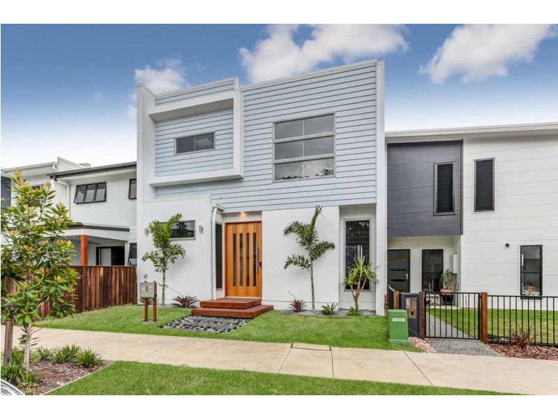 16 Tinnanbar Terrace, Maroochydore QLD 4558