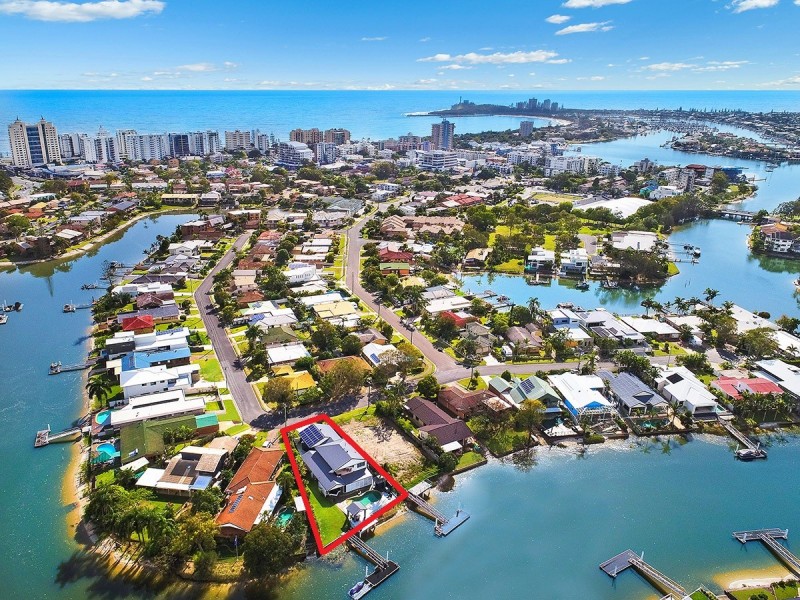 48 Tarwarri Crescent, Mooloolaba QLD 4557