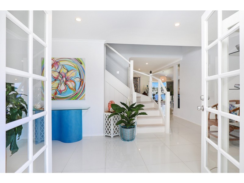 48 Tarwarri Crescent, Mooloolaba QLD 4557