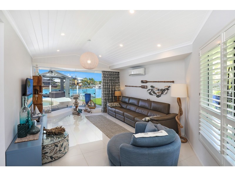 48 Tarwarri Crescent, Mooloolaba QLD 4557