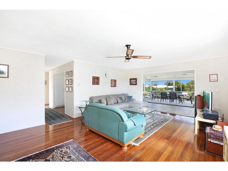 104 Buderim Avenue, Alexandra Headland QLD 4572