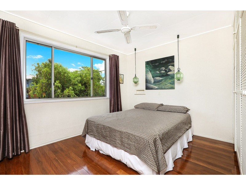 104 Buderim Avenue, Alexandra Headland QLD 4572
