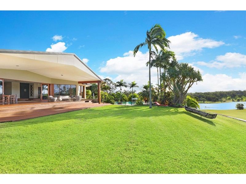 5 Gumboil Road, Lake Macdonald QLD 4563