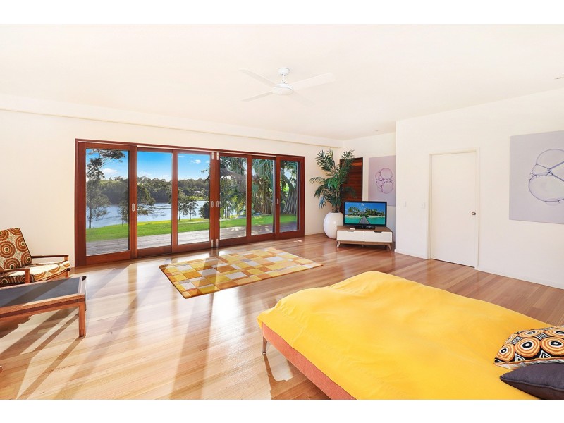 5 Gumboil Road, Lake Macdonald QLD 4563