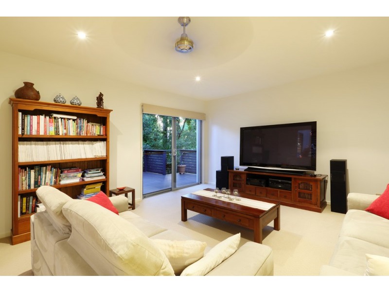 21 Bowerbird Place, Mons QLD 4556