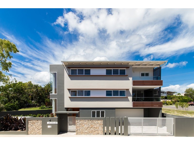 4 Leo Crescent, Alexandra Headland QLD 4572