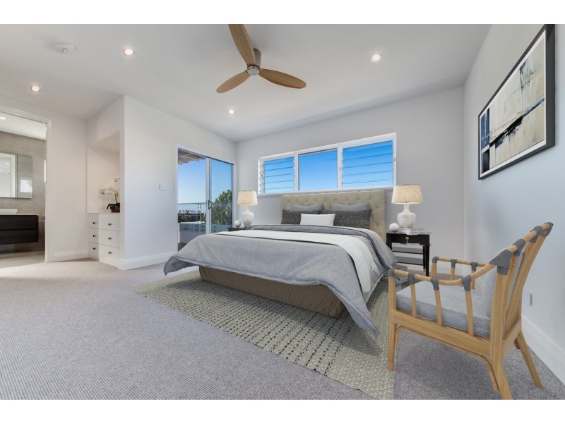 4 Leo Crescent, Alexandra Headland QLD 4572