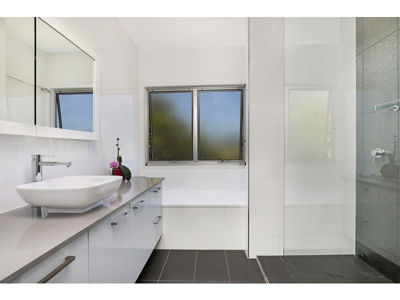 1-3 Yoomba Crescent, Alexandra Headland QLD 4572