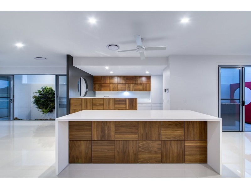 14 Mackenzie Drive, Maroochydore QLD 4558