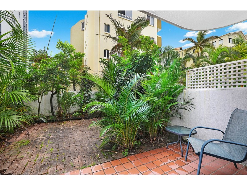 2/70-78 Alexandra parade, Maroochydore QLD 4558