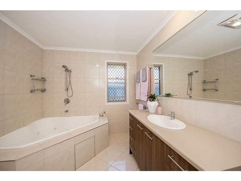 63 Sailfish Drive, Mountain Creek QLD 4557