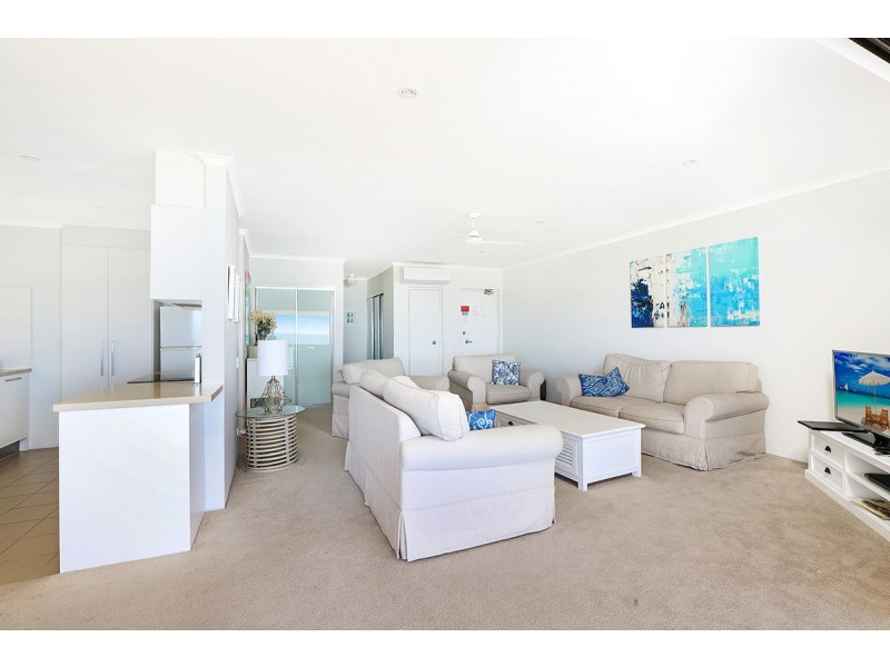 21/1 Ross Cres, Sunshine Beach QLD 4567