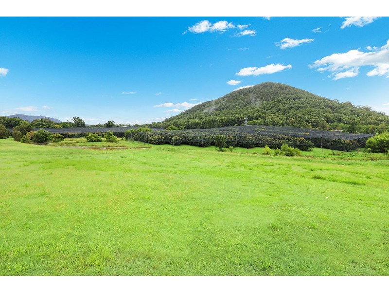 1-13 Lindeman Road, Beerwah QLD 4519
