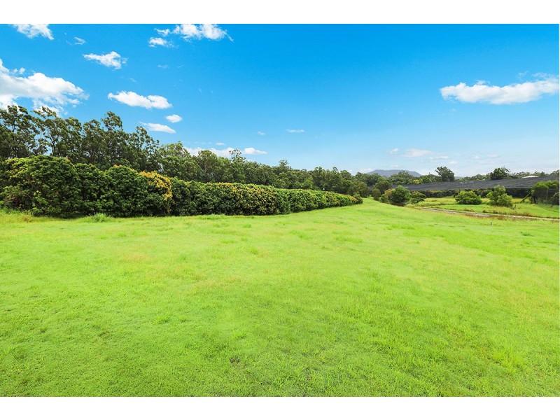1-13 Lindeman Road, Beerwah QLD 4519