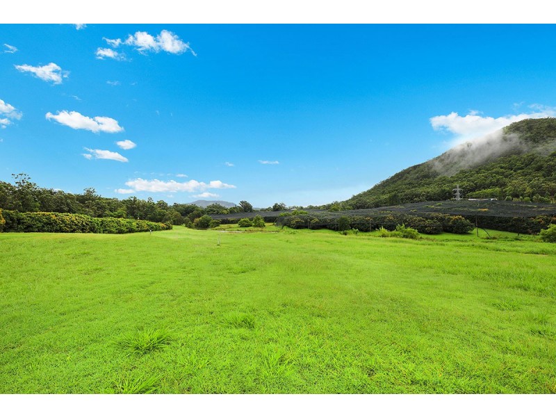 1-13 Lindeman Road, Beerwah QLD 4519