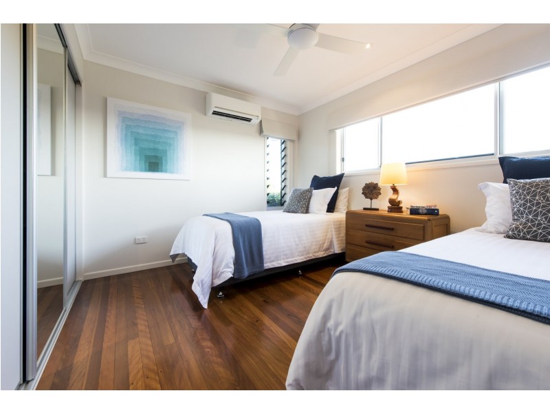 24 Lentara Crescent, Mooloolaba QLD 4557