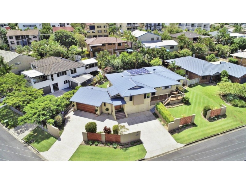 24 Lentara Crescent, Mooloolaba QLD 4557