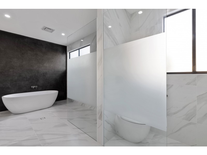 25 Dixon Road, Buderim QLD 4556