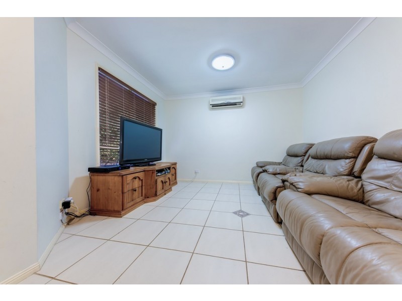 34 Kentia Street, Highworth QLD 4560