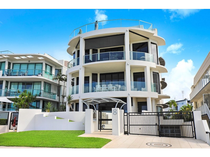 1/8 Marina Walk, Alexandra Headland QLD 4572