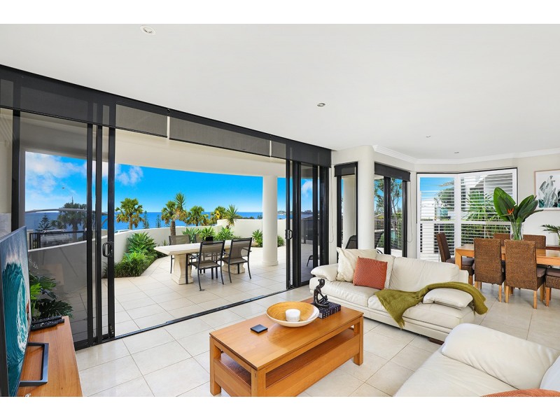 1/8 Marina Walk, Alexandra Headland QLD 4572