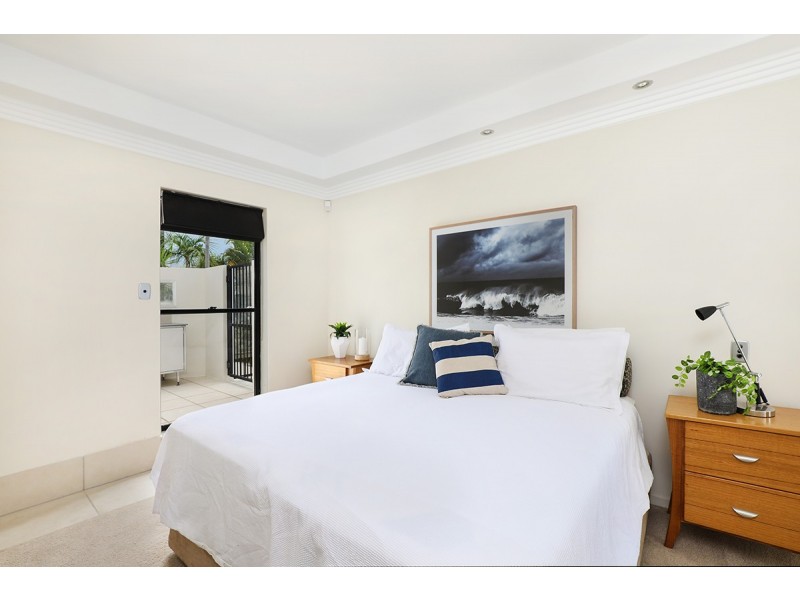 1/8 Marina Walk, Alexandra Headland QLD 4572