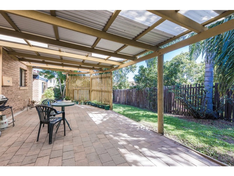 20 Lawrence Street, Mooloolaba QLD 4557