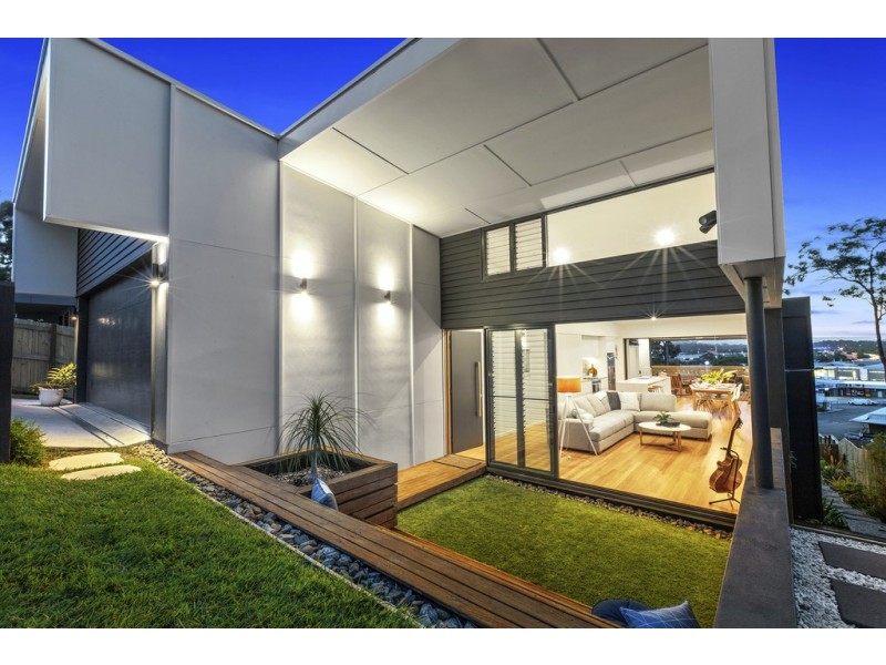 12 The Grove, Alexandra Headland QLD 4572