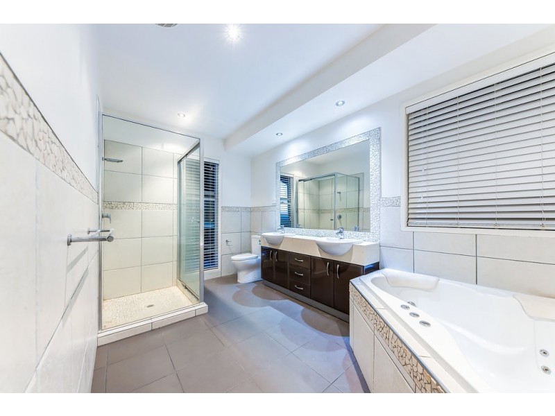 78 Tantula Road West, Alexandra Headland QLD 4572