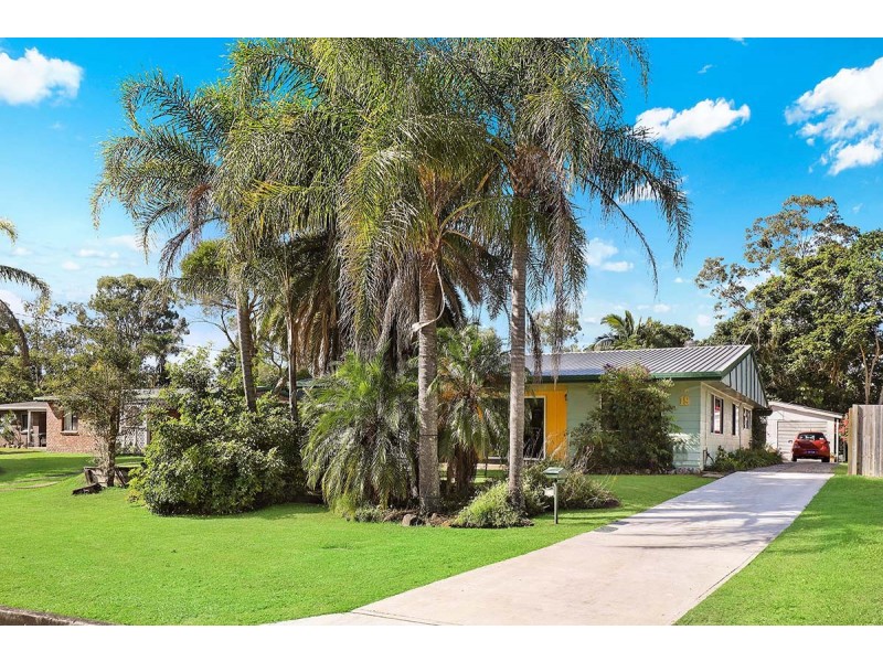 19 Jelen Drive, Mooloolah Valley QLD 4553