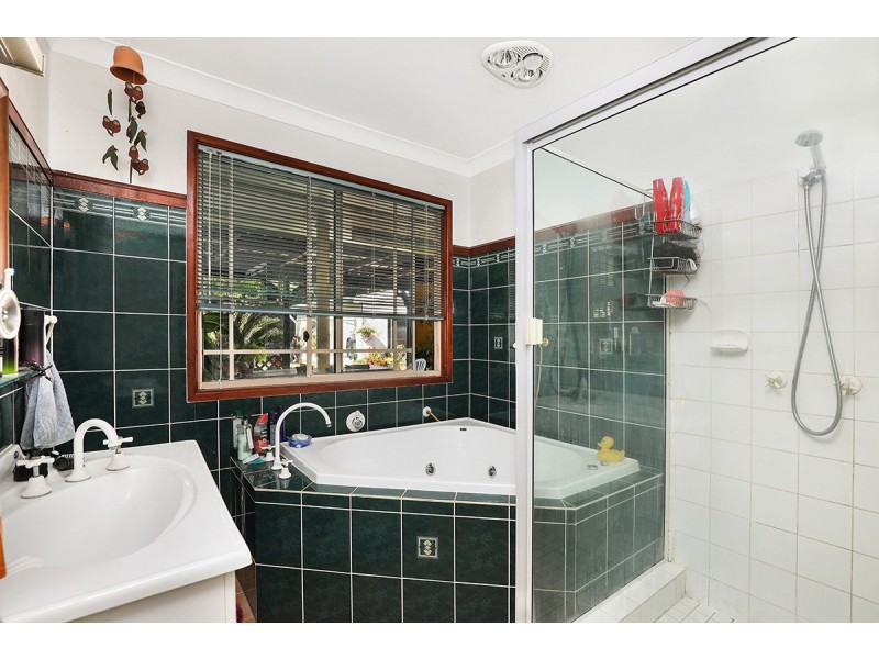 19 Jelen Drive, Mooloolah Valley QLD 4553