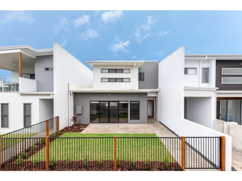 39 Claremont Drive, Maroochydore QLD 4558