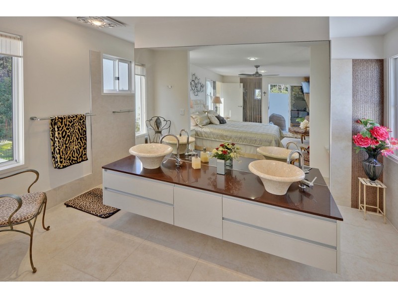 16 Mari Street, Alexandra Headland QLD 4572
