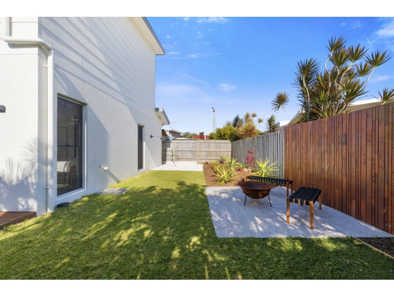 44 Neerim Drive, Mooloolaba QLD 4557