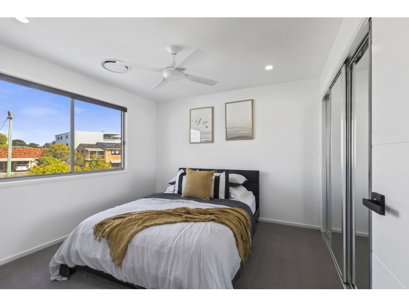 44 Neerim Drive, Mooloolaba QLD 4557