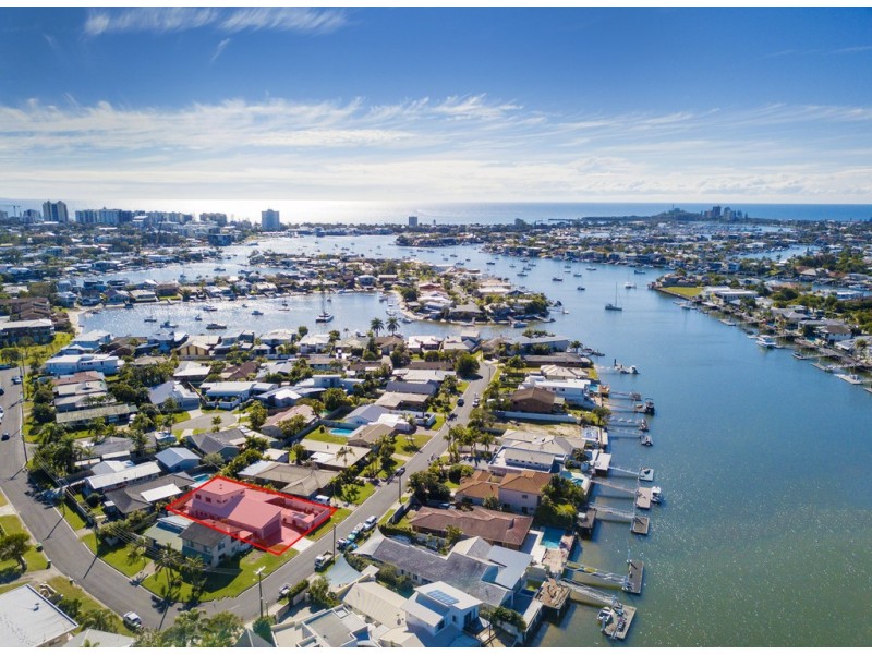 44 Neerim Drive, Mooloolaba QLD 4557
