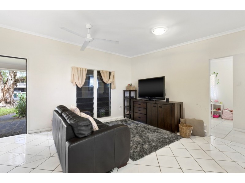 17 Godfreys Avenue, Bli Bli QLD 4560