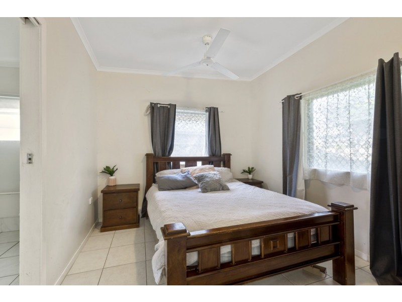 17 Godfreys Avenue, Bli Bli QLD 4560