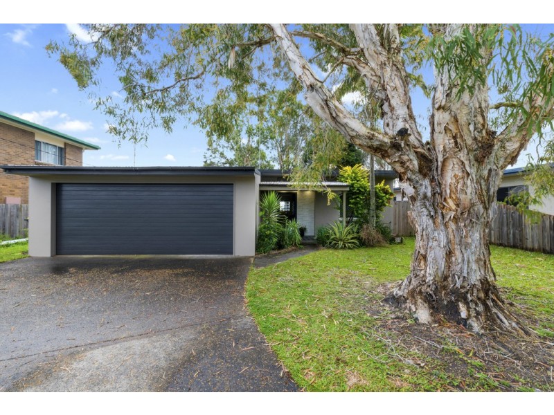 17 Godfreys Avenue, Bli Bli QLD 4560