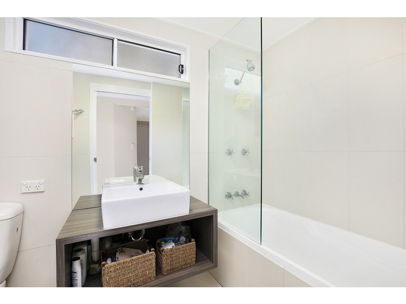 7a Yoomba Crescent, Alexandra Headland QLD 4572
