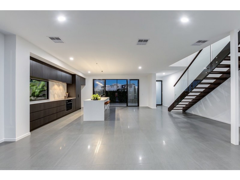 25 Claremont Drive, Maroochydore QLD 4558