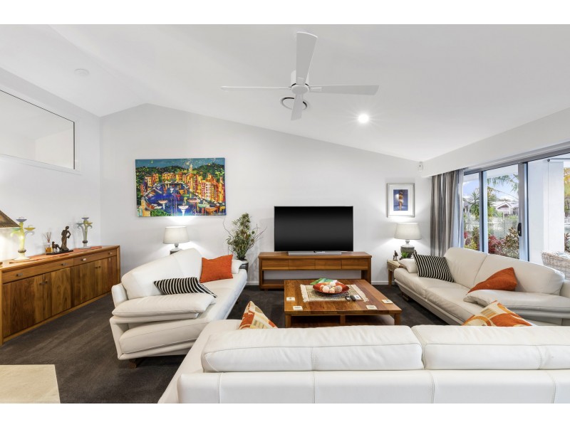 11 Aldinga Place, Mooloolaba QLD 4557