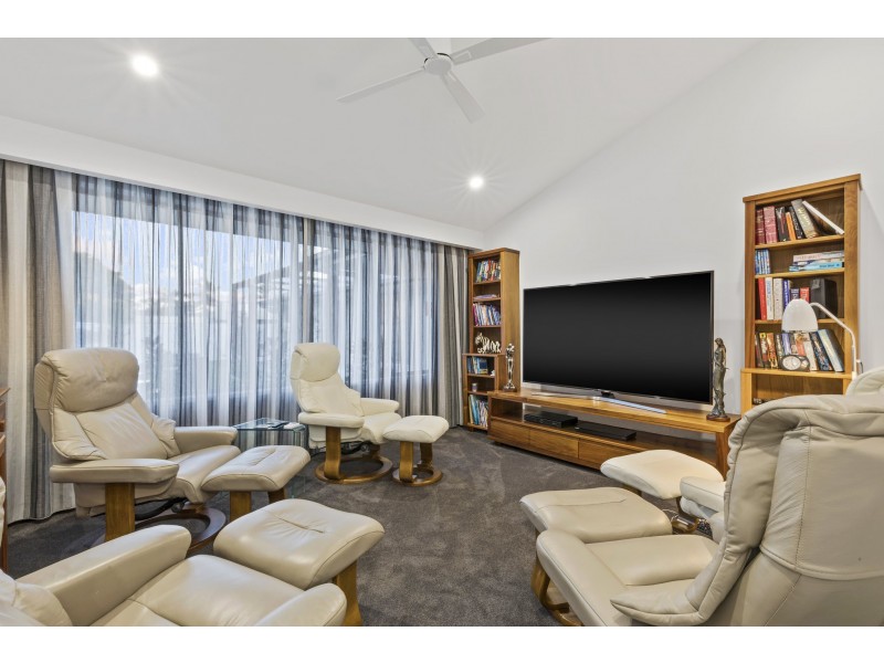 11 Aldinga Place, Mooloolaba QLD 4557