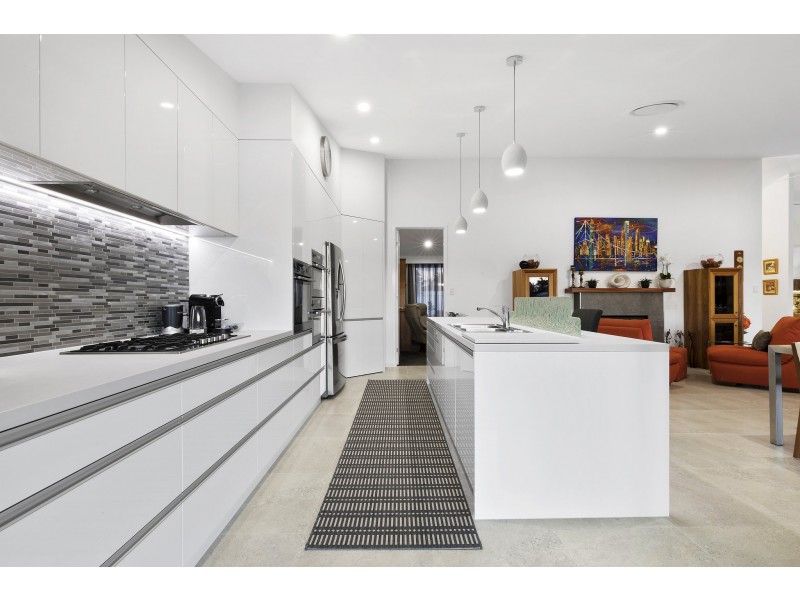 11 Aldinga Place, Mooloolaba QLD 4557
