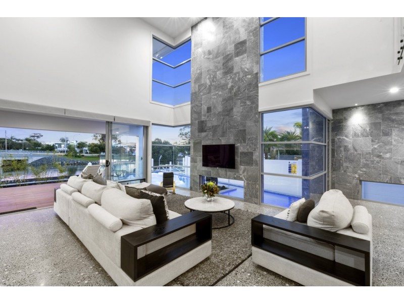 7 Culbara Street, Mooloolaba QLD 4557