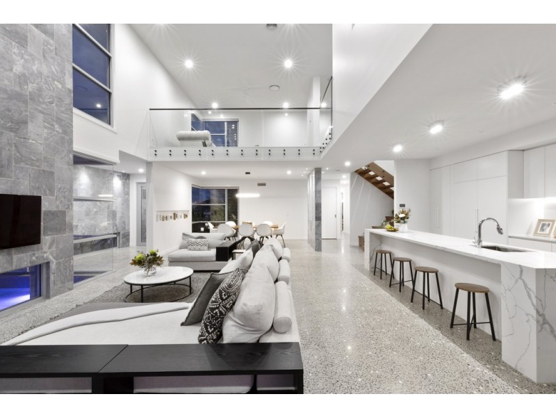 7 Culbara Street, Mooloolaba QLD 4557