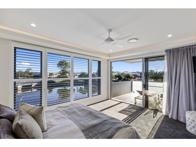 7 Culbara Street, Mooloolaba QLD 4557