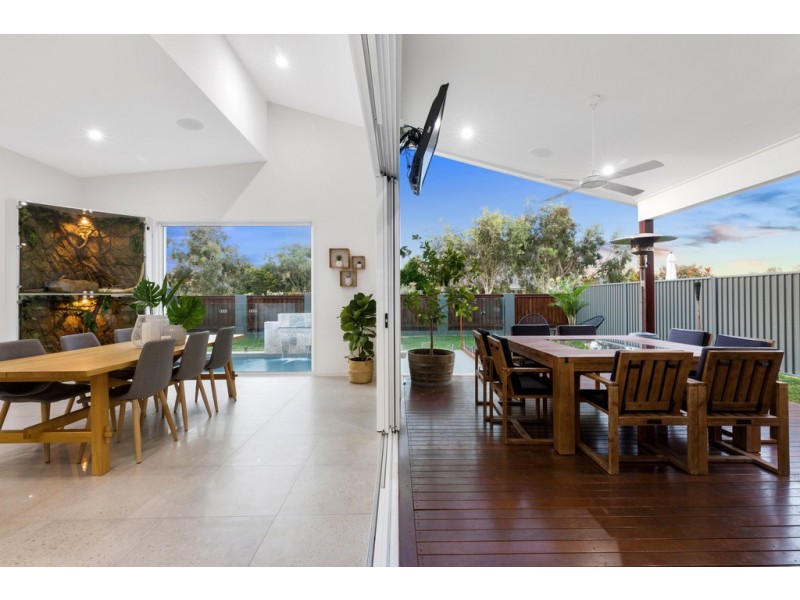 35 Hartley Crescent, Pelican Waters QLD 4551